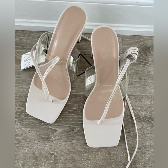 NWT “Zara” tie up heels - Picture 2 of 4
